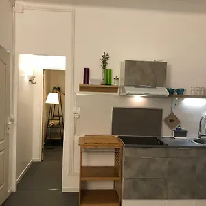 Appartement Maison Bernadette - Rez-de-chaussée, Vitry-sur-Seine